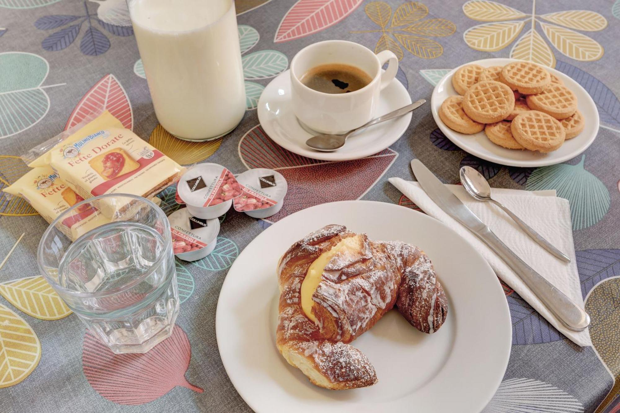 홀리데이 서니 로마 B&B 외부 사진